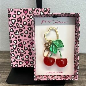 Betsey Johnson 🍒🌸 Cherry Bag Charm Green Leaves 🍃